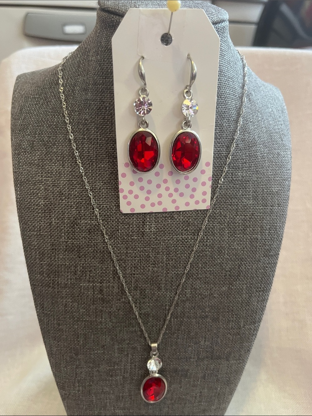 Red Crystal Pendant Necklace and Earrings Set